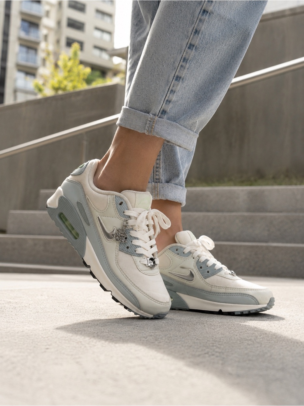 Nike Air Max 90 Women’s 7.5 Sail Gray Green Casual Sneakers Charms